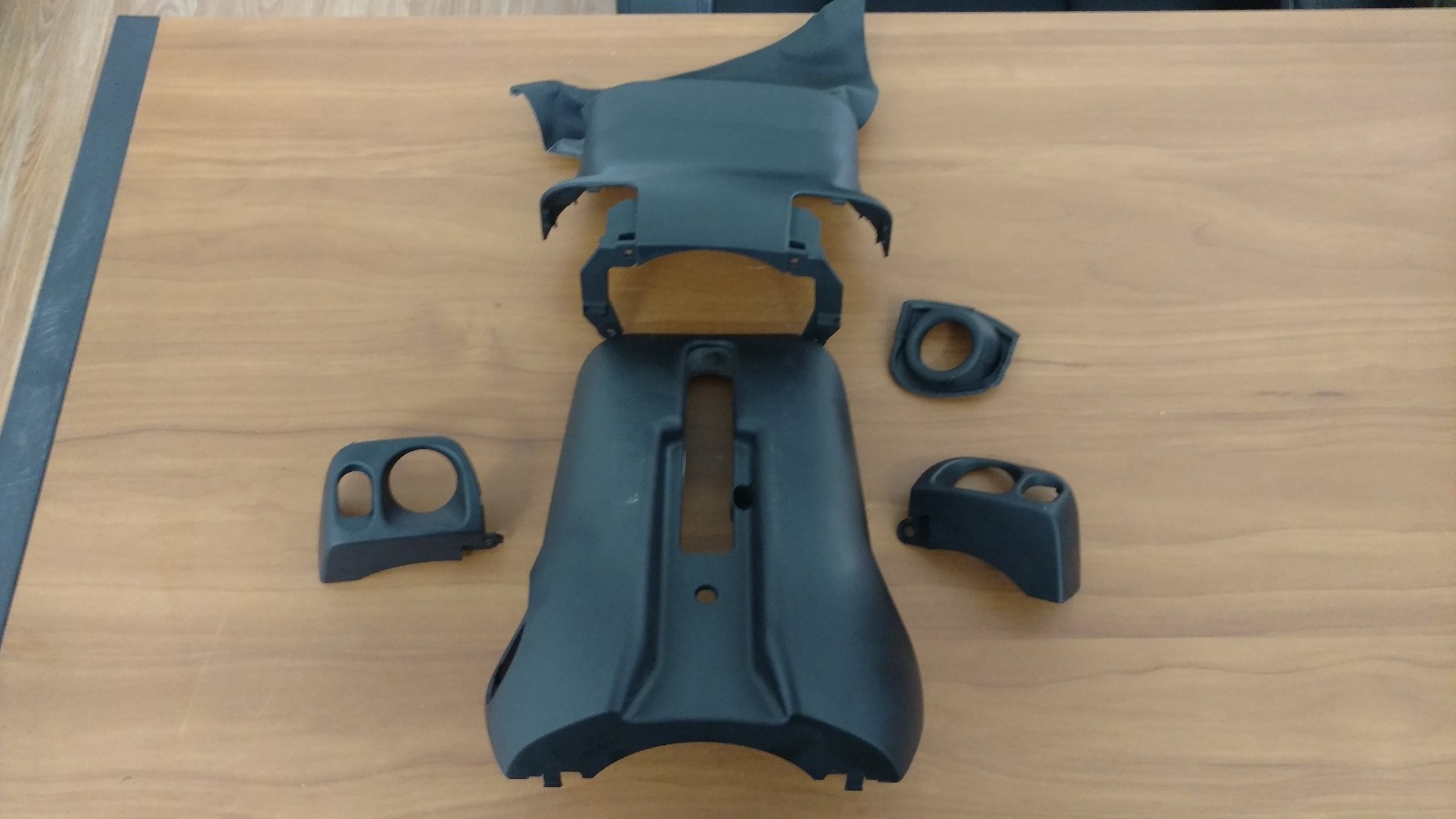 LAMBORGHINI GALLARDO & LP560 UPPER/ LOWER STEERING COLUMN COVER OEM 400953511