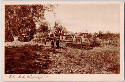 Dutch East Indies Inlandsche Begraafplaats Native Burial Ground Graves 1910 PC