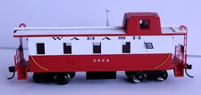Bachmann HO 14002 - Slanted Offset Cupola Caboose "Wabash" 2824