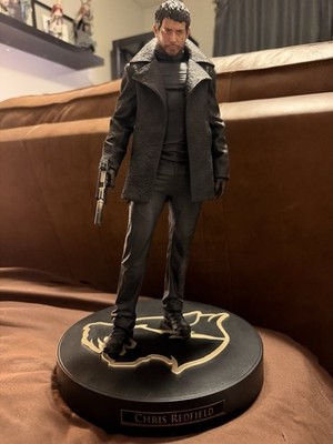 Resident Evil 8 Village Collector's Edition Figure Chris Redfield