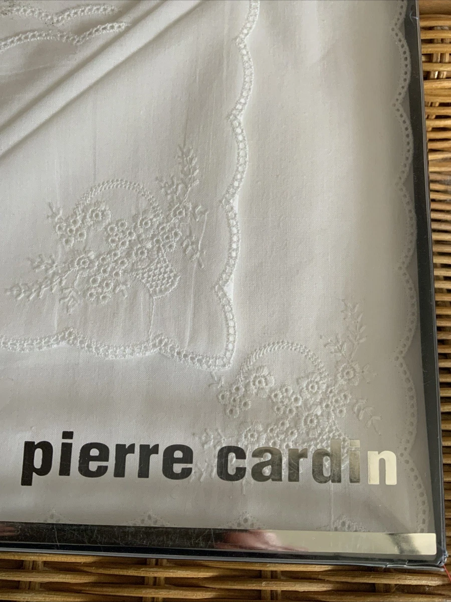 Pierre Cardin X 2 Ladies Lace Embroidered Handkerchief’s In Box 100% Cotton