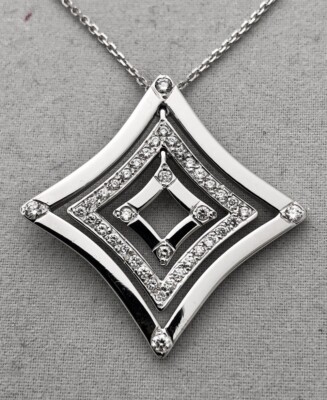 DIAMANT ANHÄNGER MIT KETTE 18K WEISSGOLD, 0,60 AUTO DIAM, GESCHÄTZT USD $5.920+T