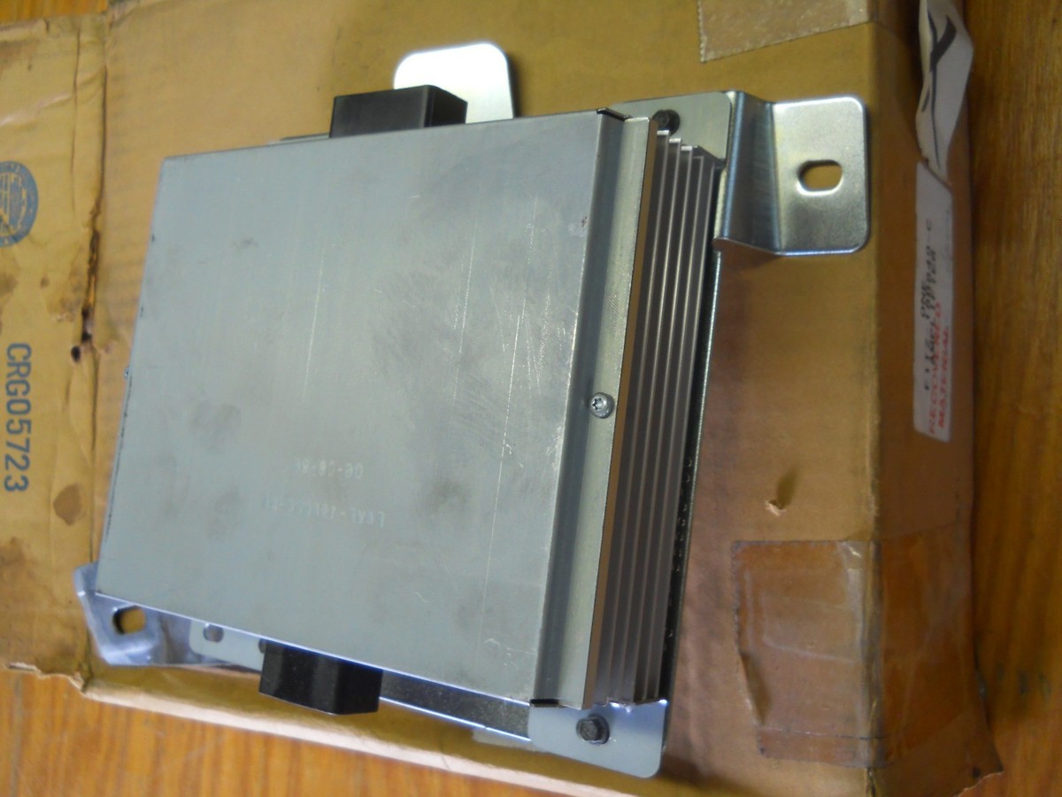 NEW 1991 - 1994 FORD EXPLORER W/O JBL SOUND SYSTEM RADIO AMPLIFIER