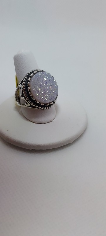 Vintage Sterling Silver white Druzy Quartz Ring - Size 7 8.8grams