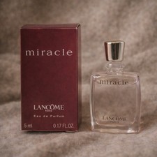 Miracle by Lancome Mini L  eau De Parfum 0.17oz - 5ml