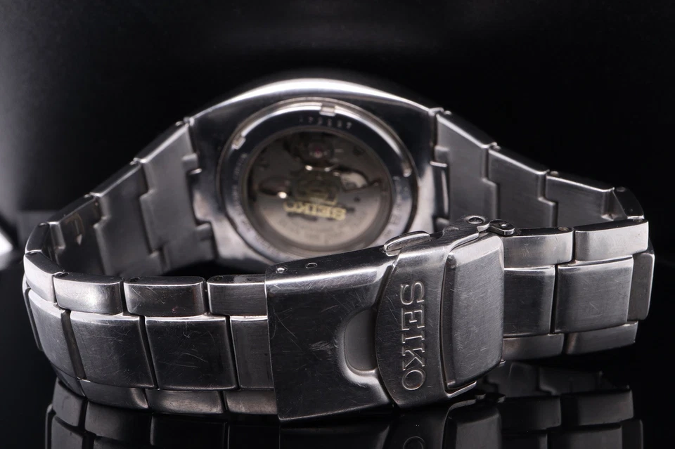 Seiko 5 Sports Superior Automatic 23J Wristwatch 7836-01N0 $1 No Res - Imagem 3 de 4