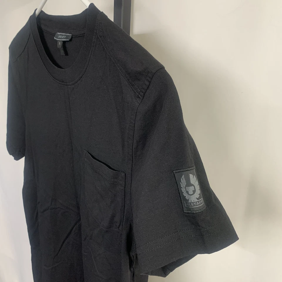 Camiseta Belstaff Masculina Tamanho S Slim Fit Preta Gola Redonda 100% Algodão - Perfeita! - Imagem 2 de 4