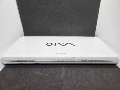 SONY VAIO type P VGN-P70H White RAM 2GB Intel Atom Z520 1.33 GHz