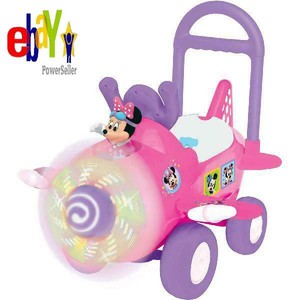 avion de minnie mouse