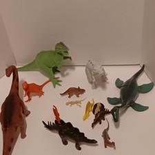 Lot Of Dinosaur Toys, Used, Plastic, Good condition