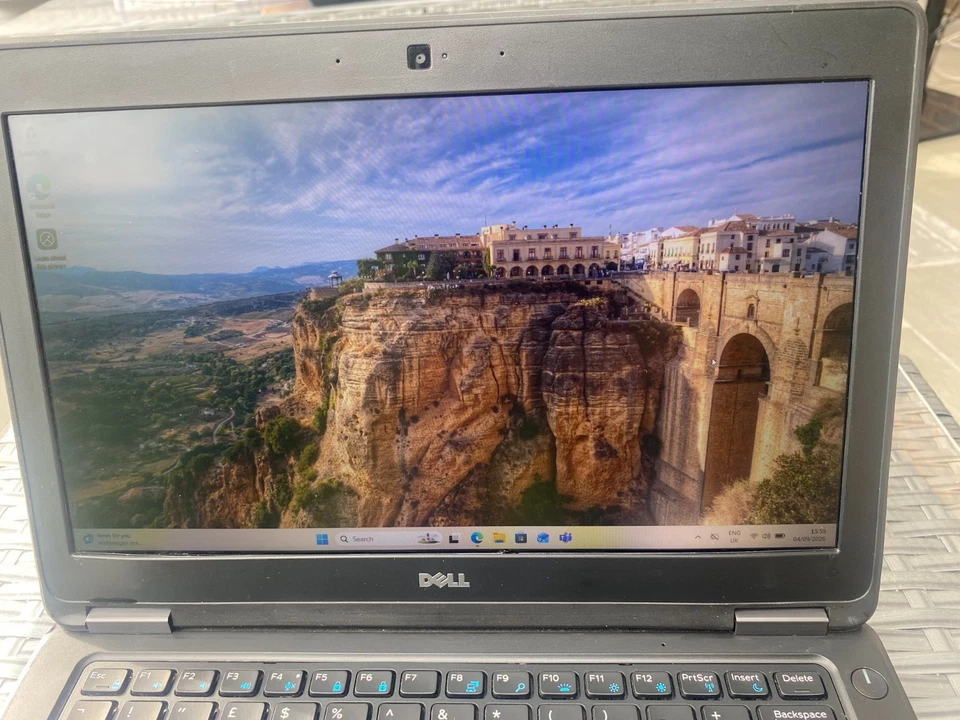 Dell Latitude E5250 · i5-3300U · 8GB · 256GB, photo 4 of 5