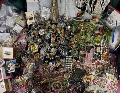 Costume Jewelry Lot  22lbs Eisenberg Ice Weiss Roberts Hobe Crown Trifari Brooch