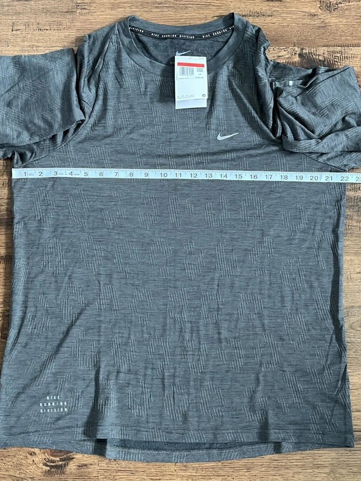 Nike Therma Fit ADV Running Division Long Sleeve Shirt ‘Gray’ (size mens L) - Image 2 of 4