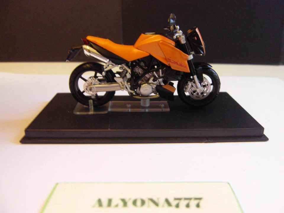 KTM DUKE LC8 1/24 Ixo Orange Moto Bike Motorcycle 1:24 Altaya / IXO *NEW* Rare - Image 3 of 4