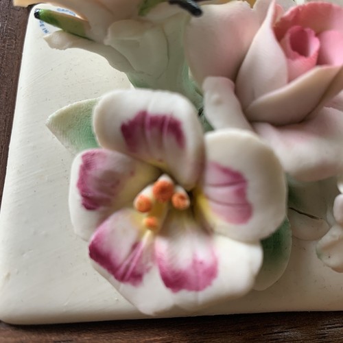 Vintage Capodimonte Porcelain Floral Wood Box Italy Hand Made Flowers Butterfly - Picture 22 of 24