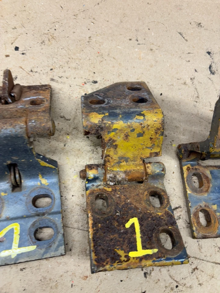 1967 1971 1972 C10 K10 Chevrolet GMC Camión Blazer Juego de bisagras de puerta Proyecto Reparación Foto 4 de 4