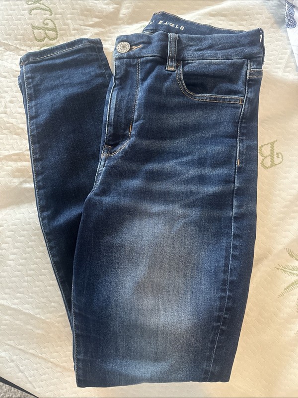 American Eagle Outfitters Woman’s Jeans