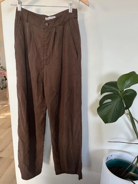 🤎 reformation chocolate brown tencel wide leg trousers