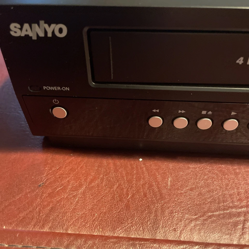 SANYO FWZV475F DVD Recorder Combo VCR VHS Player HDMI Tested/Working No Remote - Image 2 of 4