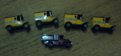 Lledo Die Cast Werbemodelle 4x Champion, 1 Walkers Chips