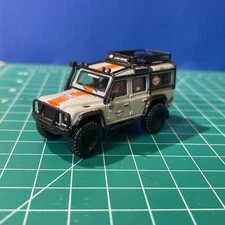 Master 1:64 Gulf Off-road Racing Land Rover