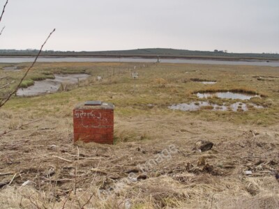 Foto 6x4 Block und Trümmer, Fluss Lune heute die Backsteinblockstruktur c2010