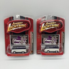 Johnny Lightning Volkswagen 1962 Type 2 Delivery Van 62 VW Bus lot Of 2