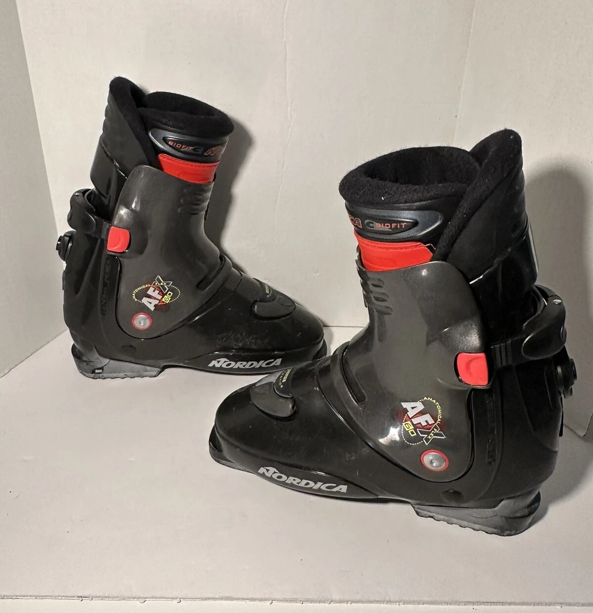 Nordica 11 hotsell ski boots