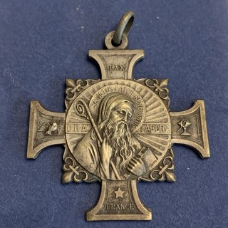 Religious Medal Maltese Cross France Saint Benedict Peace Pray Work