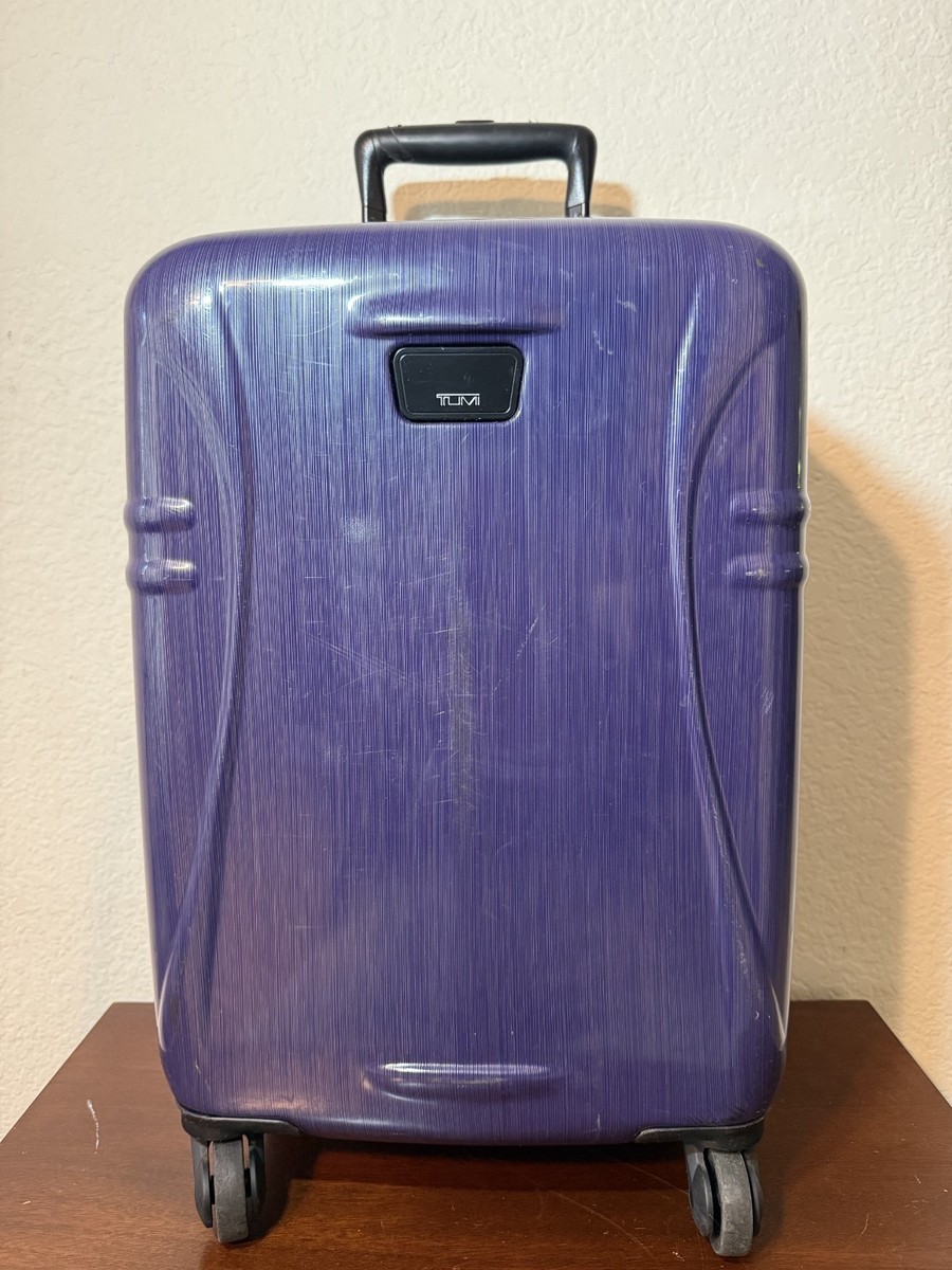 Tumi tumi 28220PUROP 4 wheeled Rolling Spinner Purple Wheeled