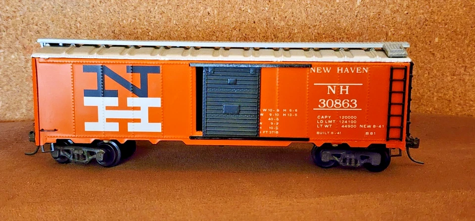New Haven RR 40' Metal Boxcar 30863 Kadee Sprung Trucks Varney Owner Built HO - Image 2 of 4