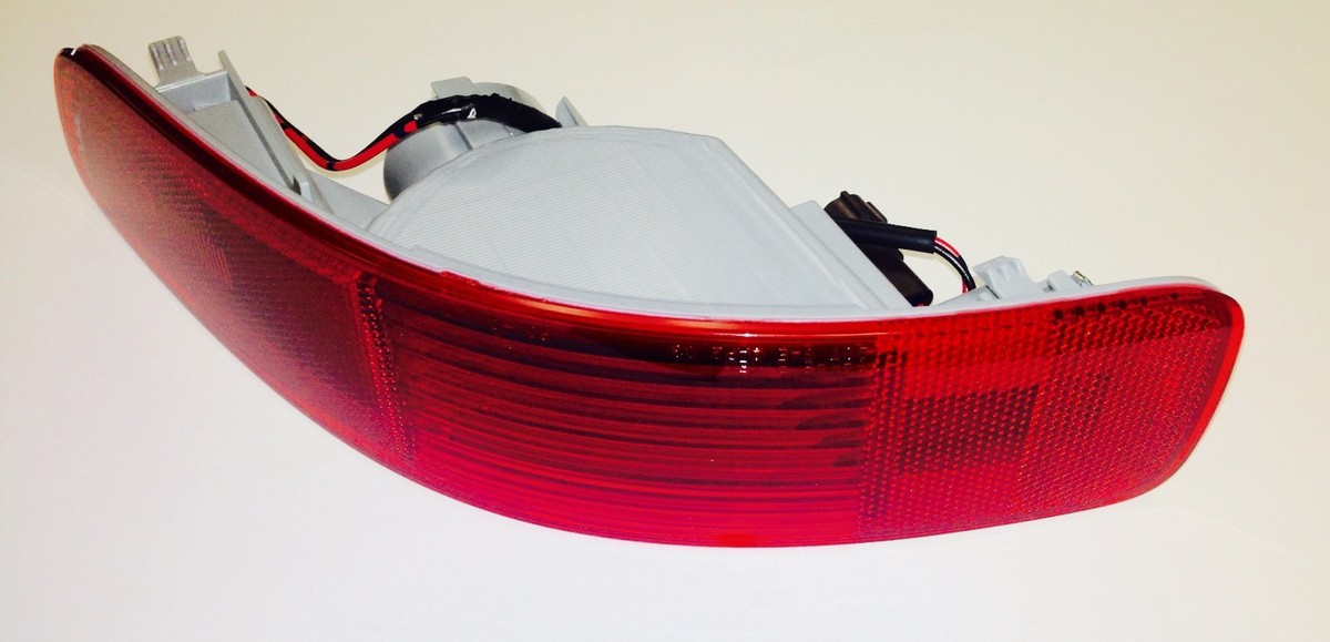 Genuine Mitsubishi Rear Bumper Side Marker Lamp Reflector LH