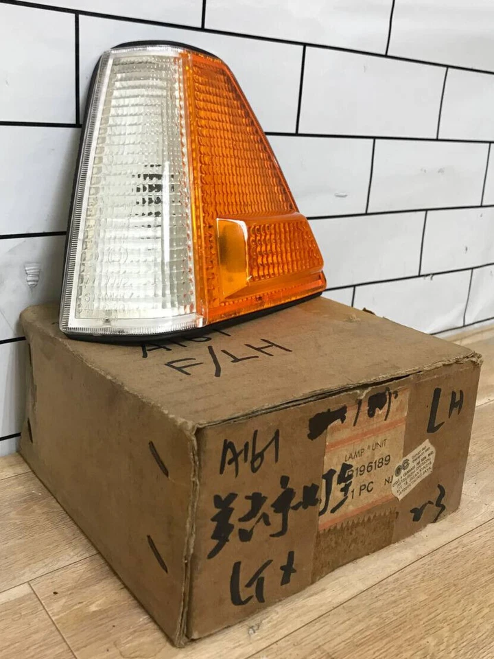 Luz de esquina Mitsubishi Galant Sigma GK A161 1985-1987 GIRO A LA DERECHA GENUINA NOS Foto 3 de 4