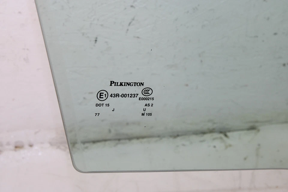 Vidro para janela de porta frontal direita Acura TLX 2015-2020 fabricante de equipamento original KS6 - Imagem 2 de 4