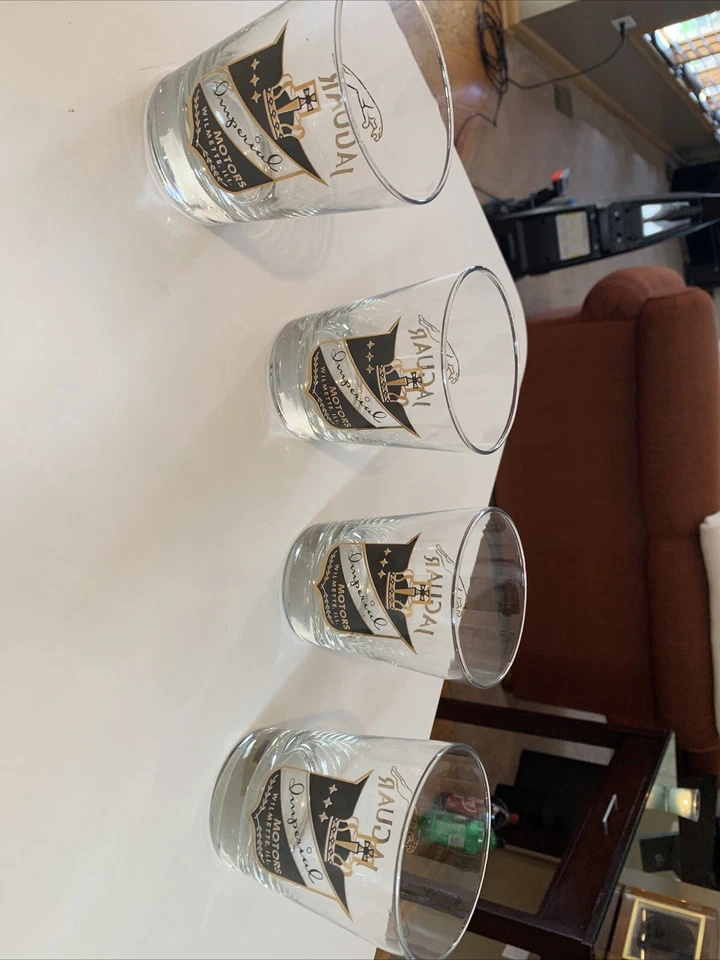 Vintage Imperial Motors Jaguar XKE VW Aston Dealer Wilmette Illinois Rock Glass - Image 2 of 4