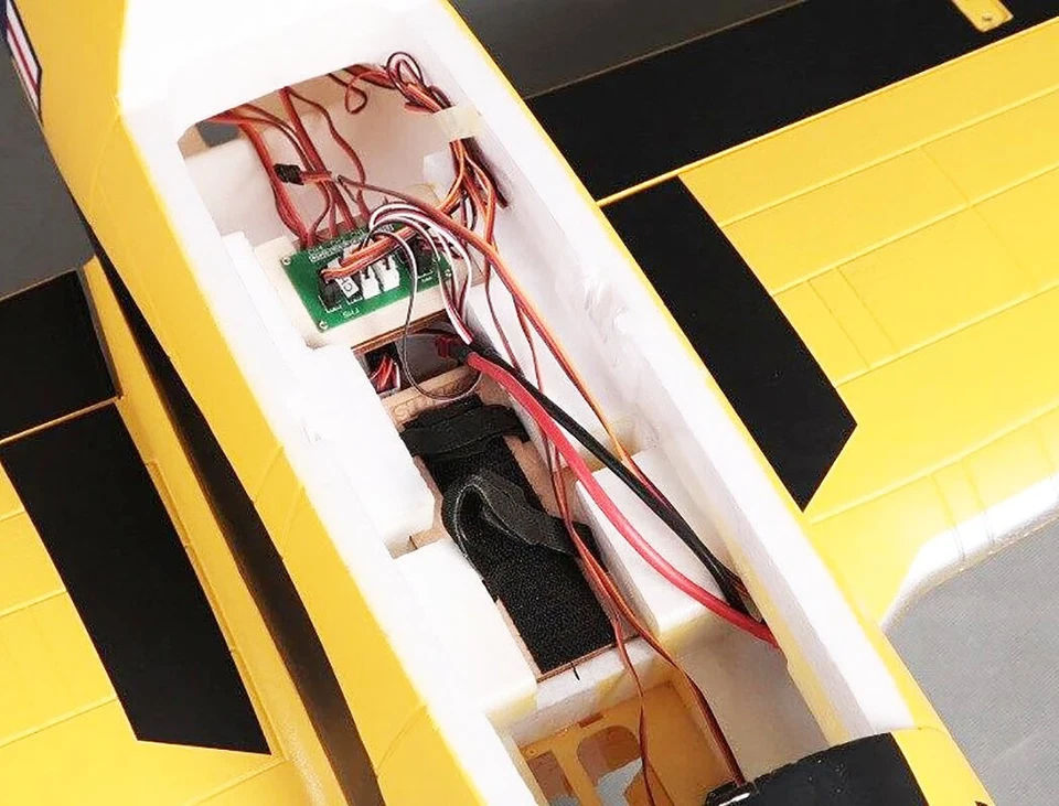 FMS 1400mm T-28D Trojan V4 ARTF (no Tx/Rx/Batt/Cgr) RC Model Plane – Yellow - Image 2 of 4