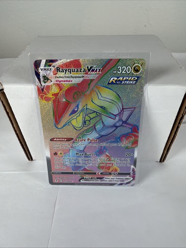 Rayquaza VMAX Evolving Skies 217/203 Rainbow Rare Near Mint