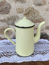 Cafetière vintage tôle émaillée jaune pâle liseré noir avec couvercle