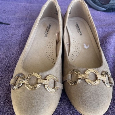 London Fog Collection Slip On Almond Casual  Flats US Size 6m