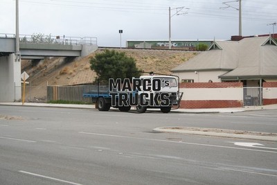 LKW Foto Isuzu FVR Pritschen-LKW/tarpaulin Australien weiß #g6zv