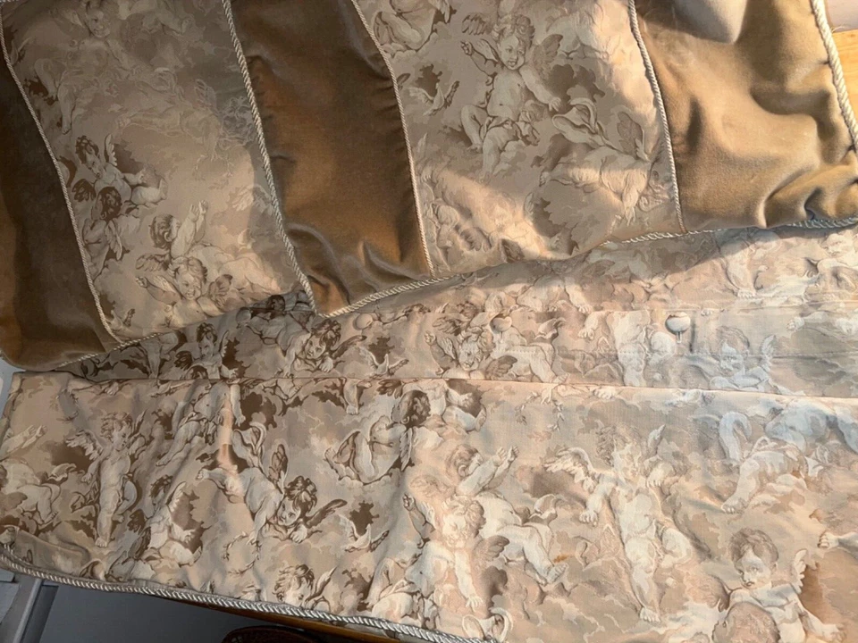 Bloomingdale's King Brocade Duvet and Velvet and Brocade Pillowcases Pair  - Image 2 of 3