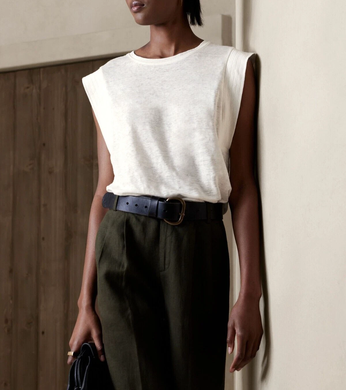 BANANA REPUBLIC Linen Sharp-Shoulder T-Shirt #579833
Opens in a new window or tab
