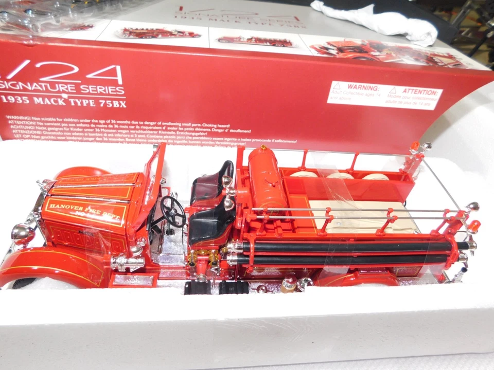 Camión de bomberos Road Signature 1935 MACK Type-75BX Hanover escala 1:24 diecast NUEVO Foto 2 de 4