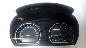BMW X3 E83 Kombiinstrument 341611302 2.99 Diesel 150kw 2005 28530558
