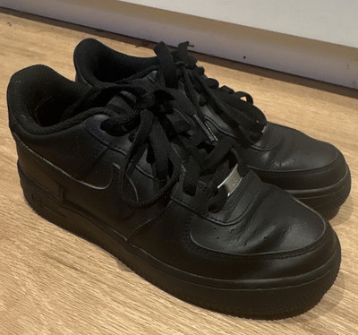 Nike Air Force 1 Low Sneaker Jugend EU 38 Schwarz Low-Top Schnürung