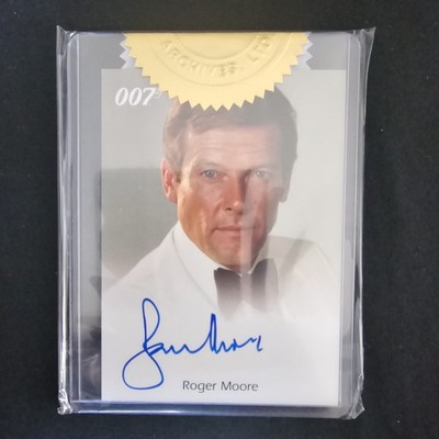 James Bond Roger Moore Authentic Autograph Trading Card  Rittenhouse 2004