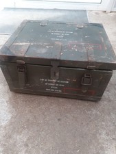 Ancienne Caisse à munition de l’armée en Bois Et Métal. Caisse Militaria, France