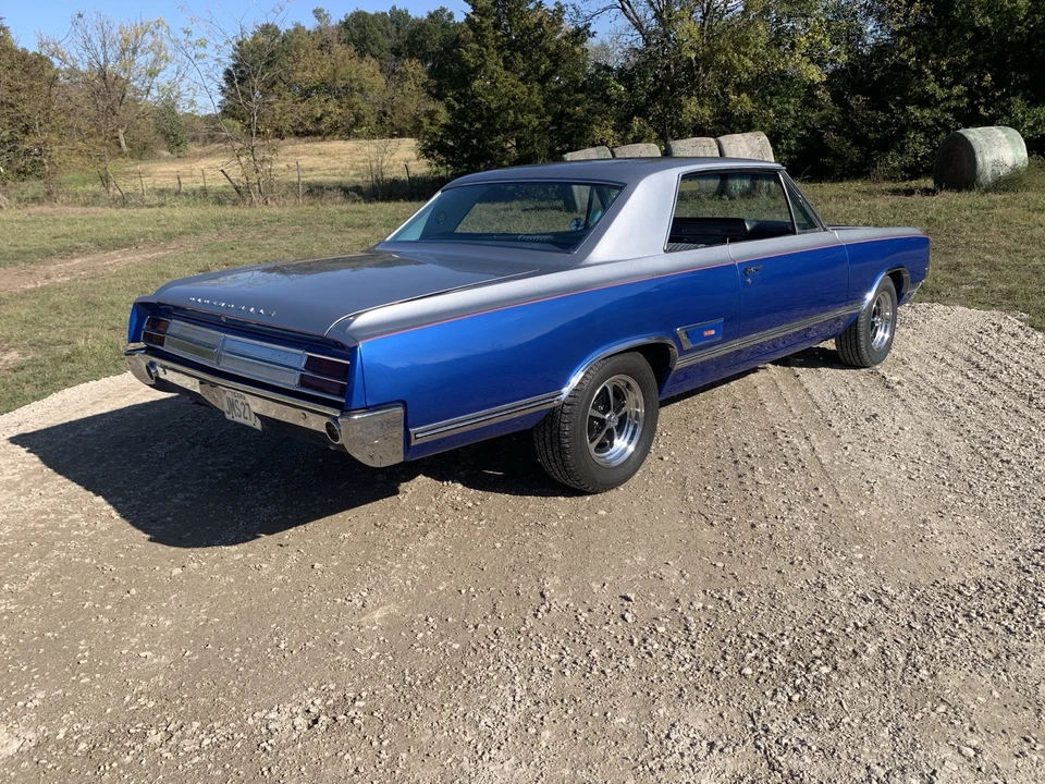 Oldsmobile 442 1965 Foto 2 de 4