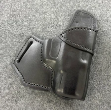 RH Black MTR Custom Crossdraw Holster for a Taurus PT-111 Millennium Pro