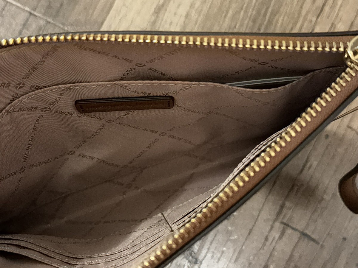 Michael Kors Jet Set Travel XL Zip Clutch Wristlet Leather